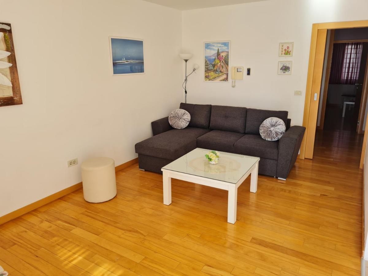White Towers Residences No. 8 扎达尔 外观 照片